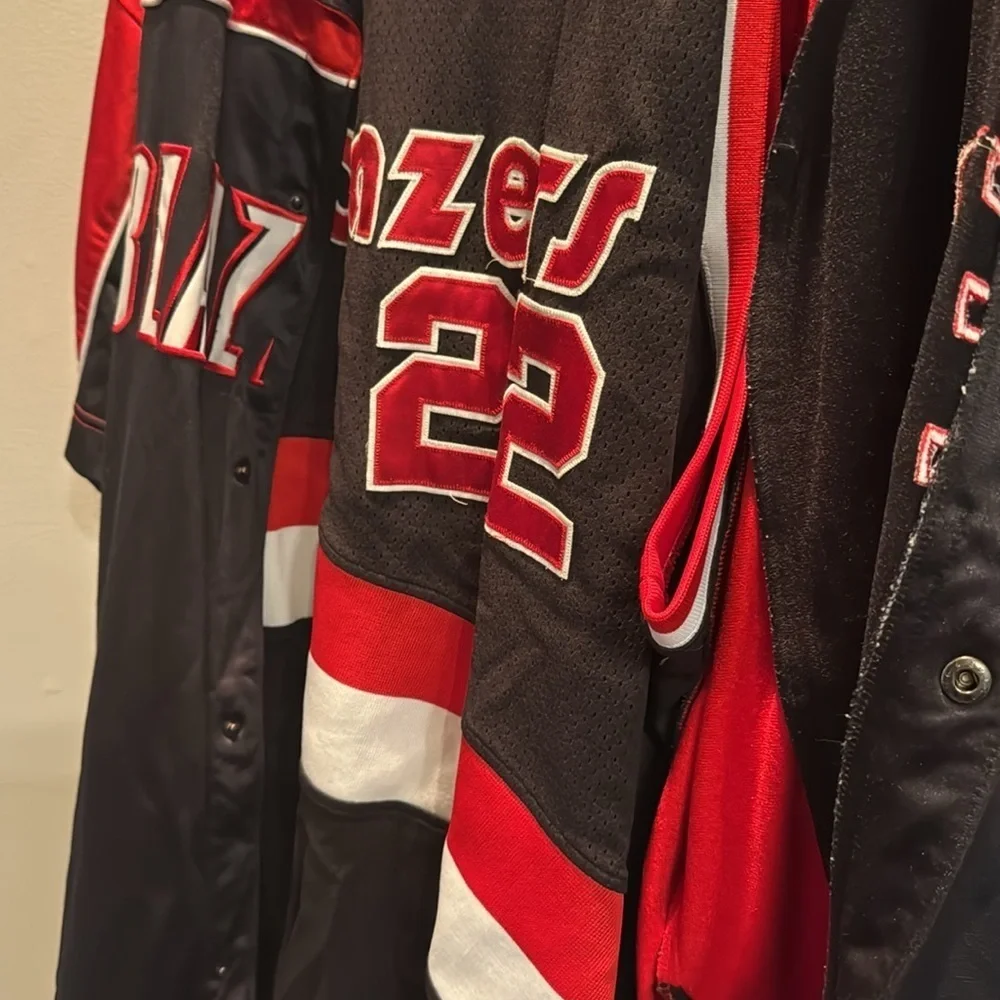 Portland Trail Blazers Clyde Drexler basketball set EUC XXL 56